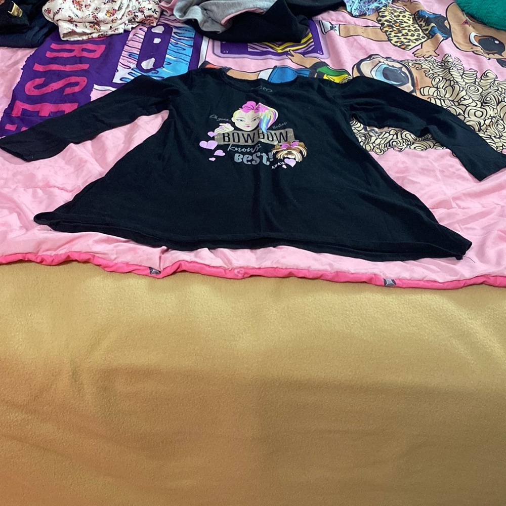JoJo Siwa Long sleeve shirt never worn